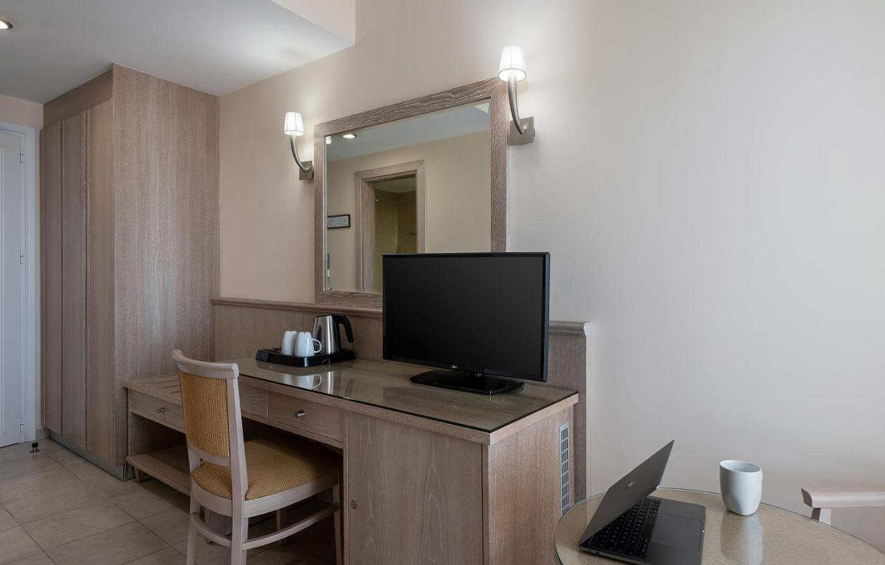 גובס Magda Hotel Club מראה חיצוני תמונה