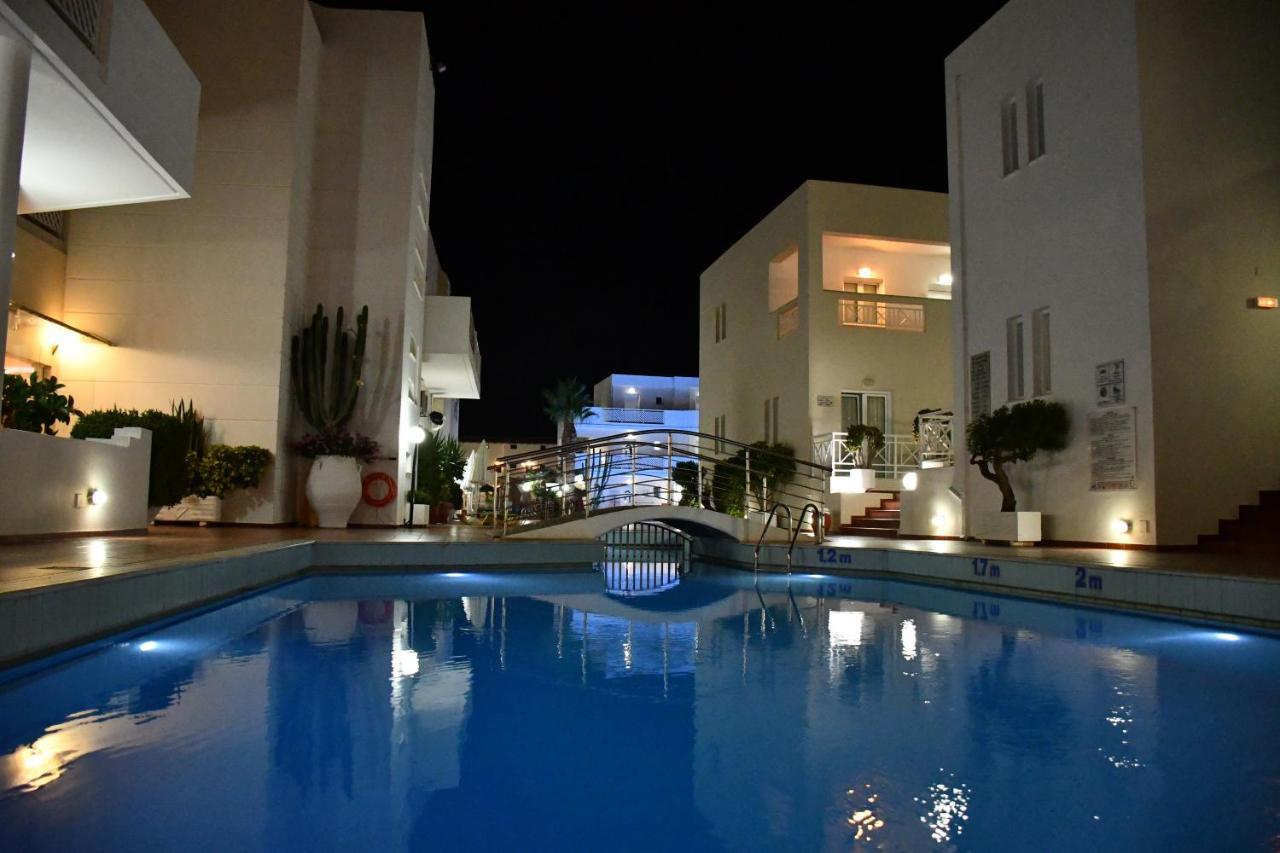 גובס Magda Hotel Club מראה חיצוני תמונה