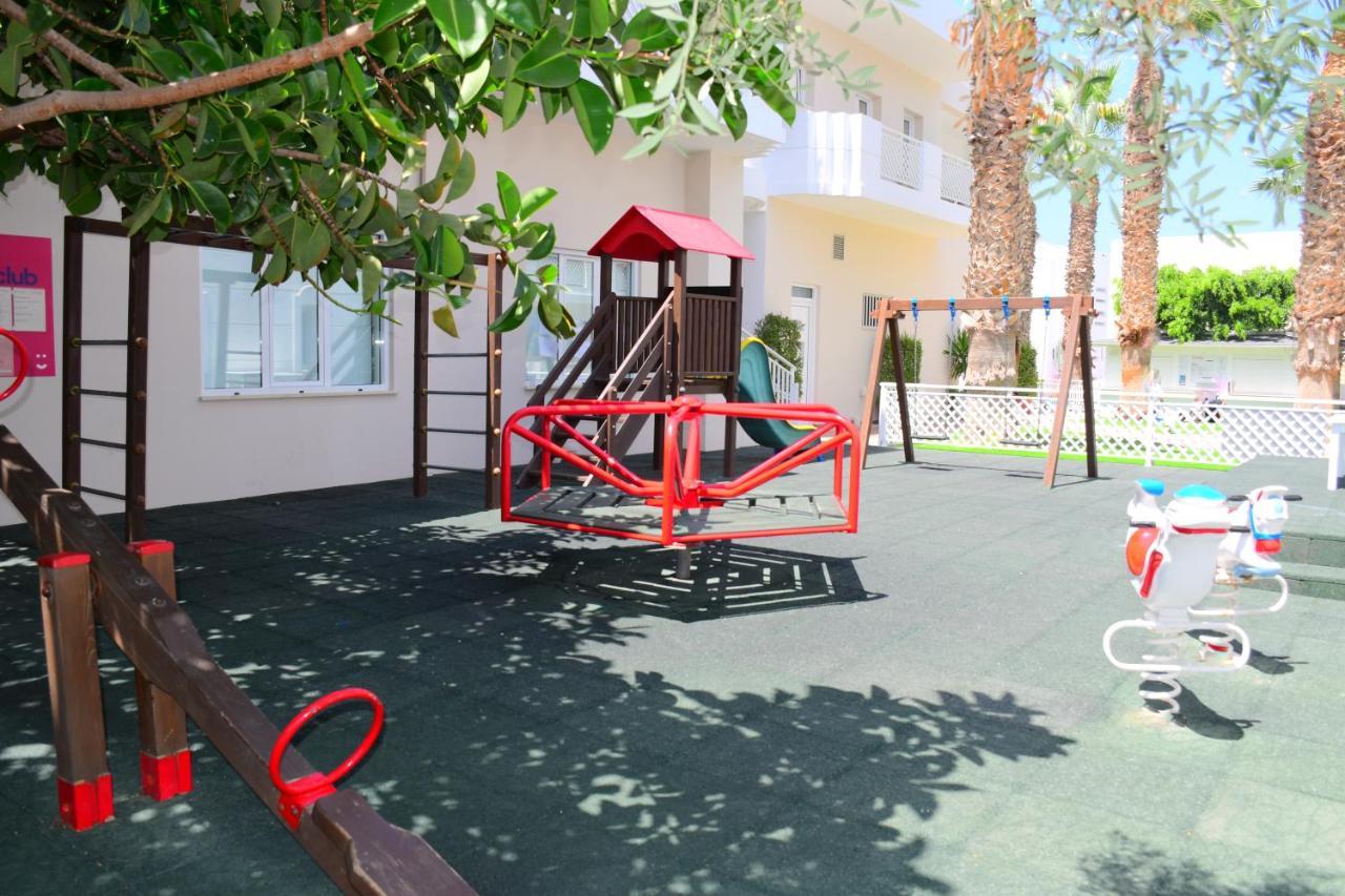 גובס Magda Hotel Club מראה חיצוני תמונה