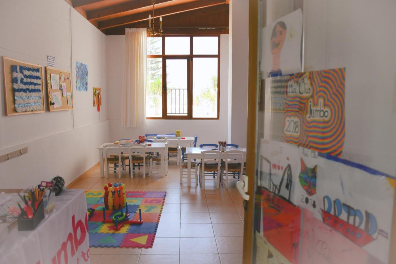גובס Magda Hotel Club מראה חיצוני תמונה